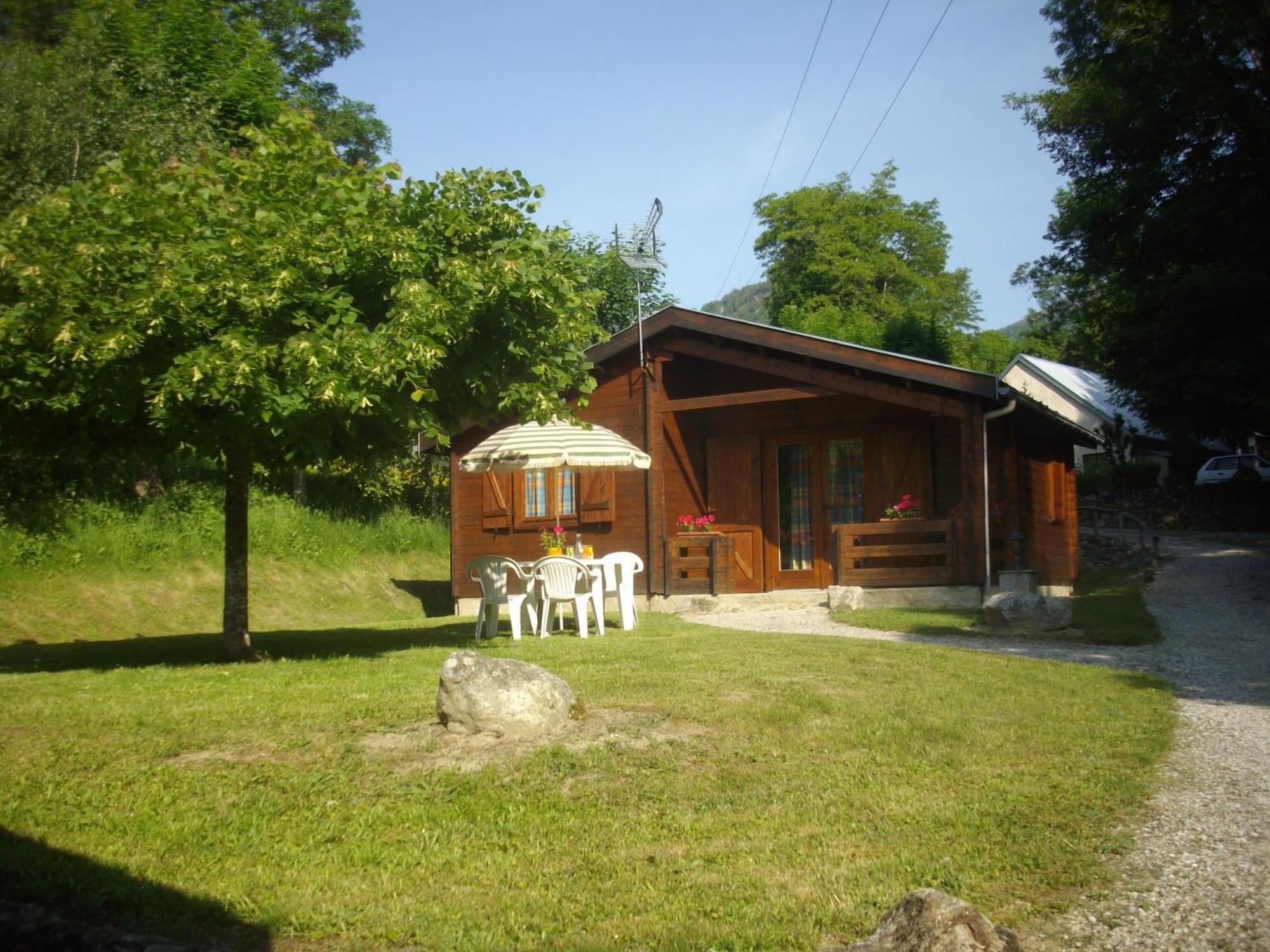 Les Chalets De Montorgueil Bedeilhac-et-Aynat Exterior photo