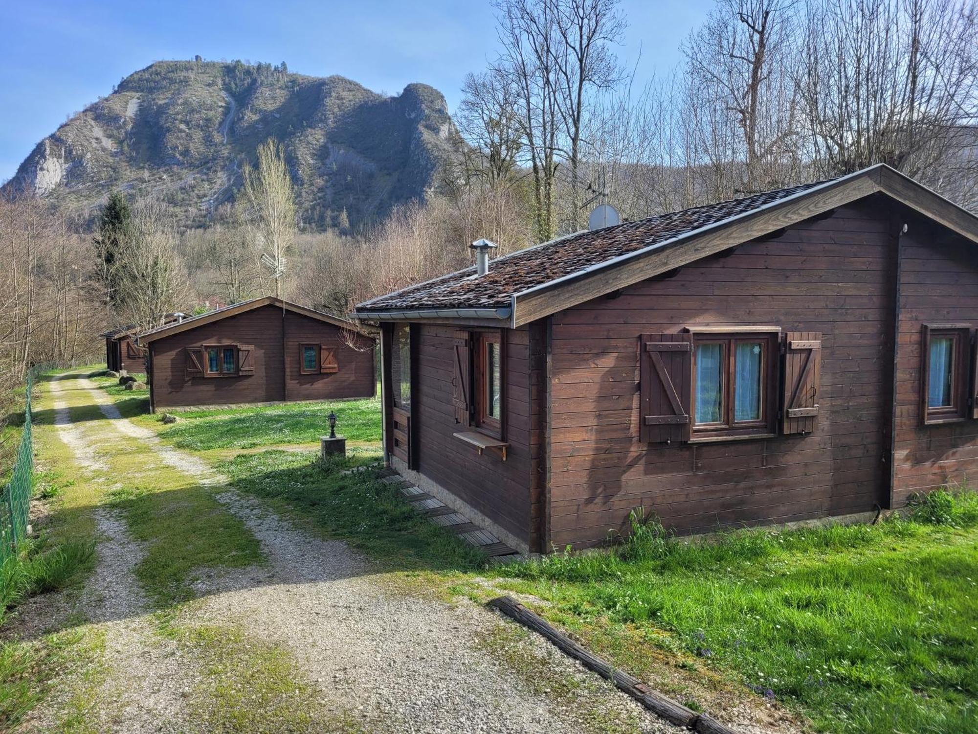 Les Chalets De Montorgueil Bedeilhac-et-Aynat Exterior photo